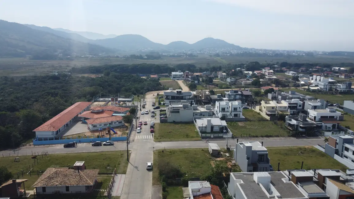 Foto 8 de Terreno / Lote à venda, 414m2 em Garopaba - SC