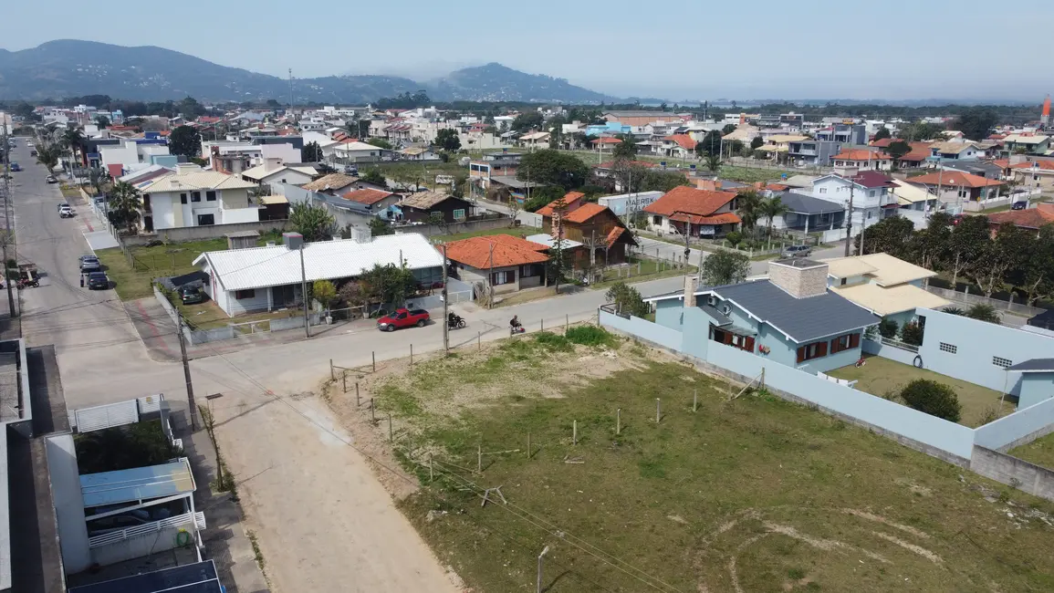 Foto 5 de Terreno / Lote à venda, 414m2 em Garopaba - SC