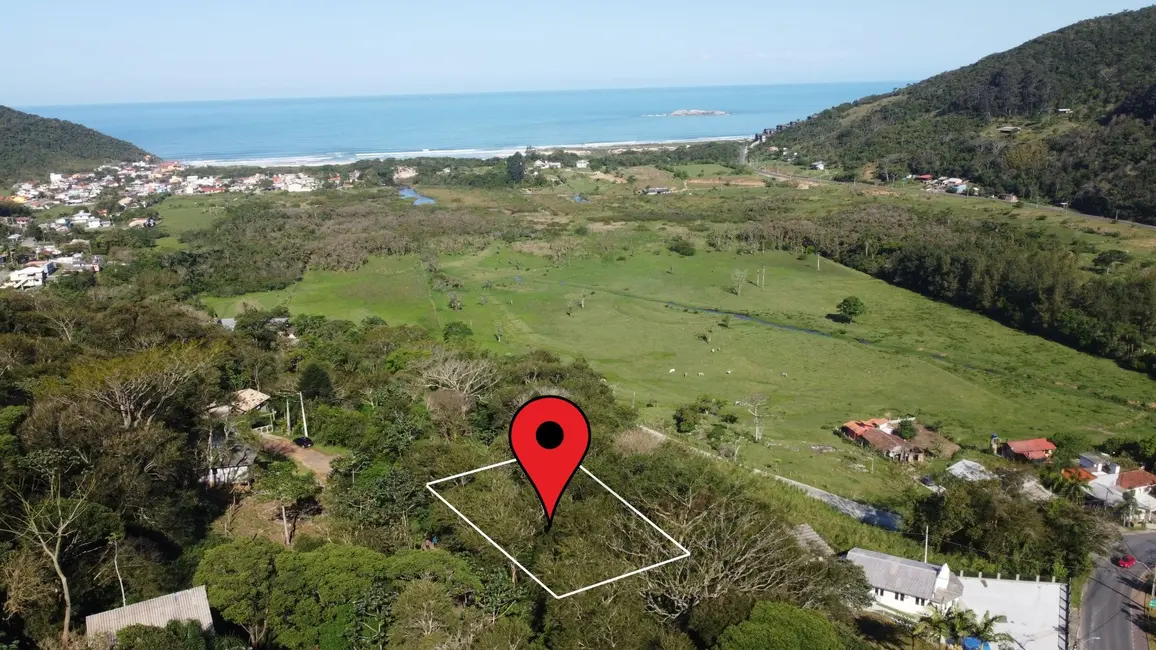 Foto 9 de Terreno / Lote à venda, 700m2 em Garopaba - SC