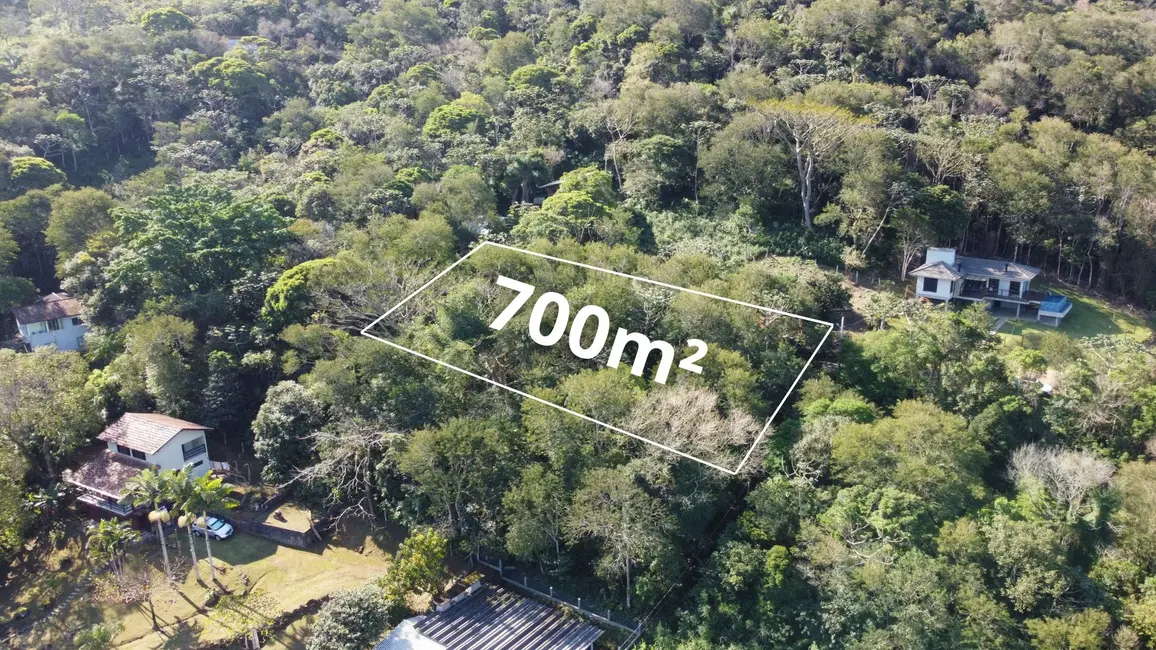 Foto 2 de Terreno / Lote à venda, 700m2 em Garopaba - SC