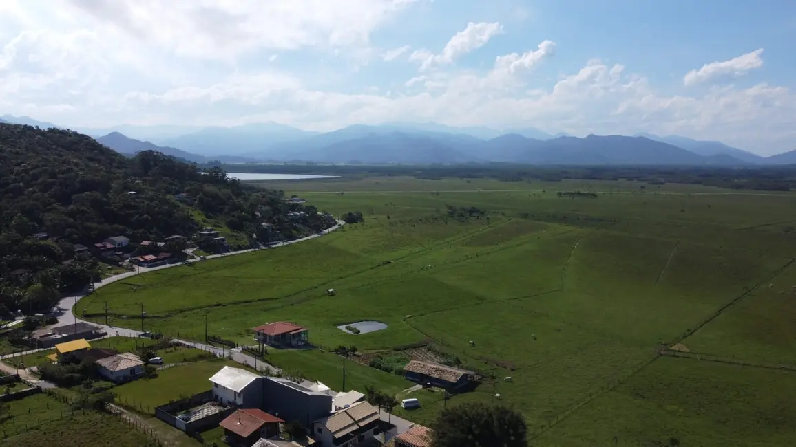Foto 4 de Terreno / Lote à venda, 345m2 em Garopaba - SC