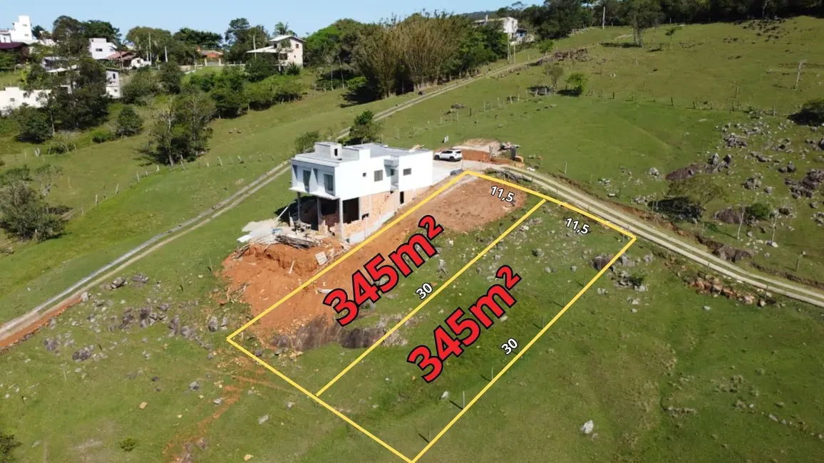 Foto 2 de Terreno / Lote à venda, 345m2 em Garopaba - SC