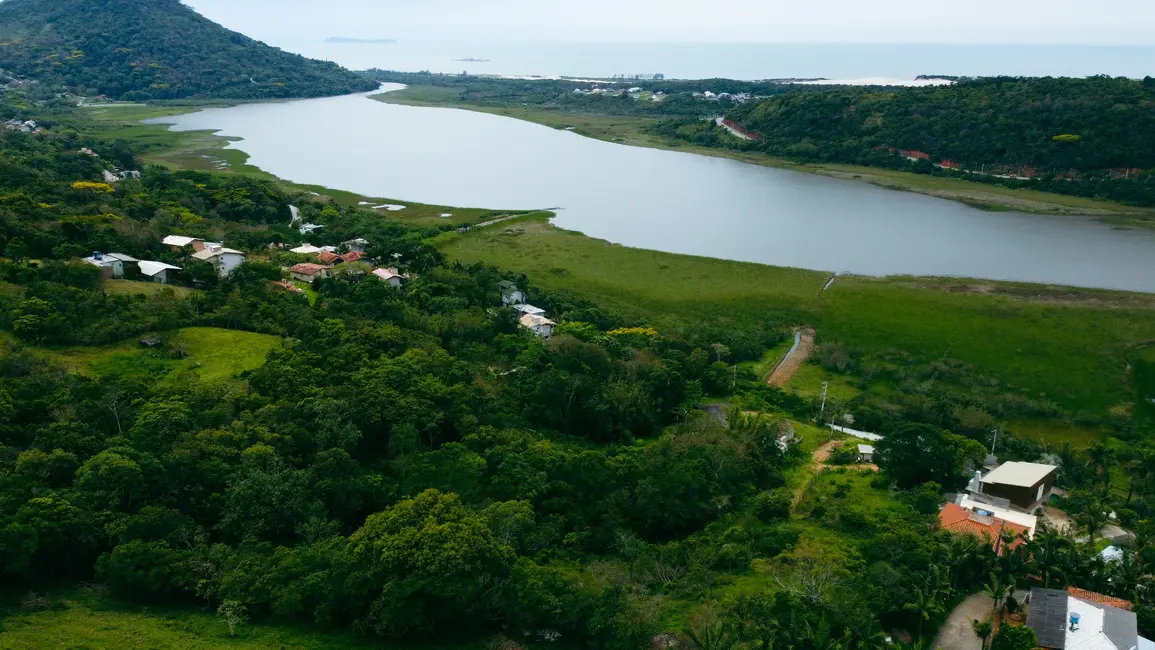 Foto 6 de Terreno / Lote à venda, 4220m2 em Garopaba - SC
