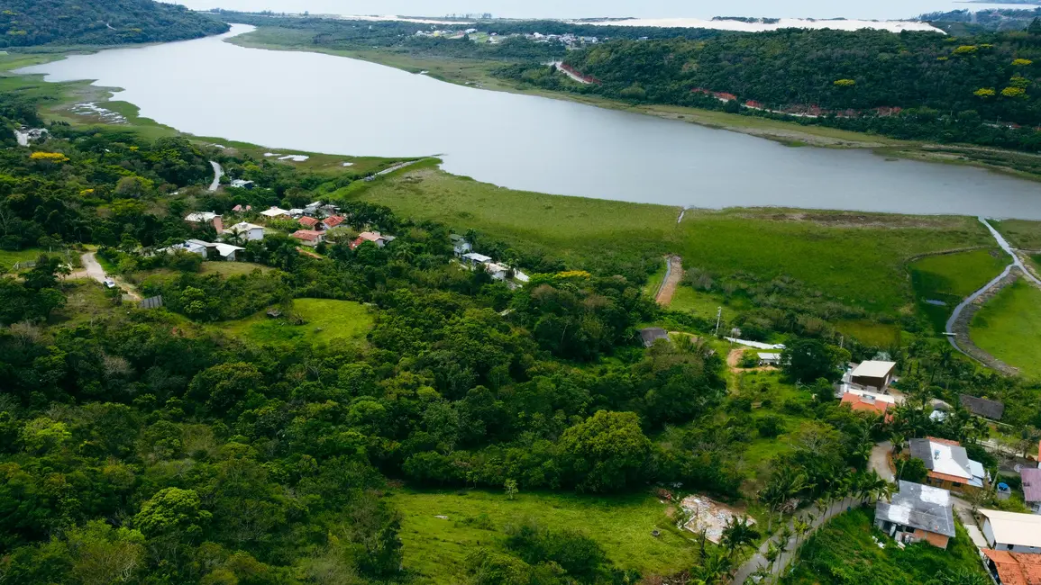 Foto 8 de Terreno / Lote à venda, 4220m2 em Garopaba - SC