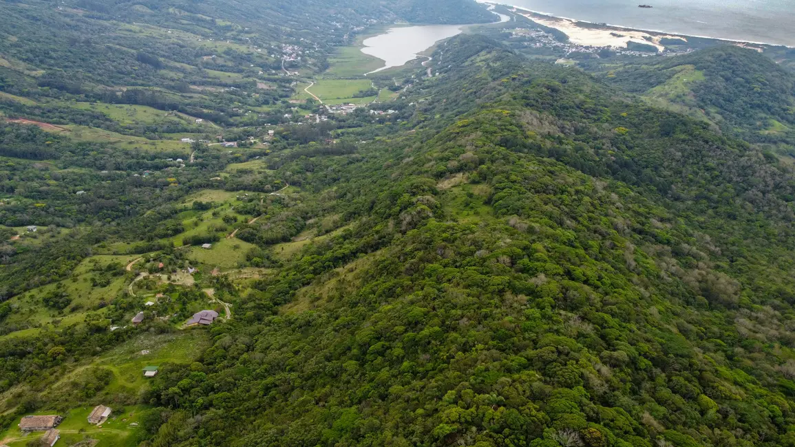 Foto 7 de Terreno / Lote à venda, 20118m2 em Garopaba - SC