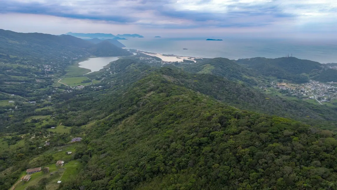Foto 6 de Terreno / Lote à venda, 20118m2 em Garopaba - SC