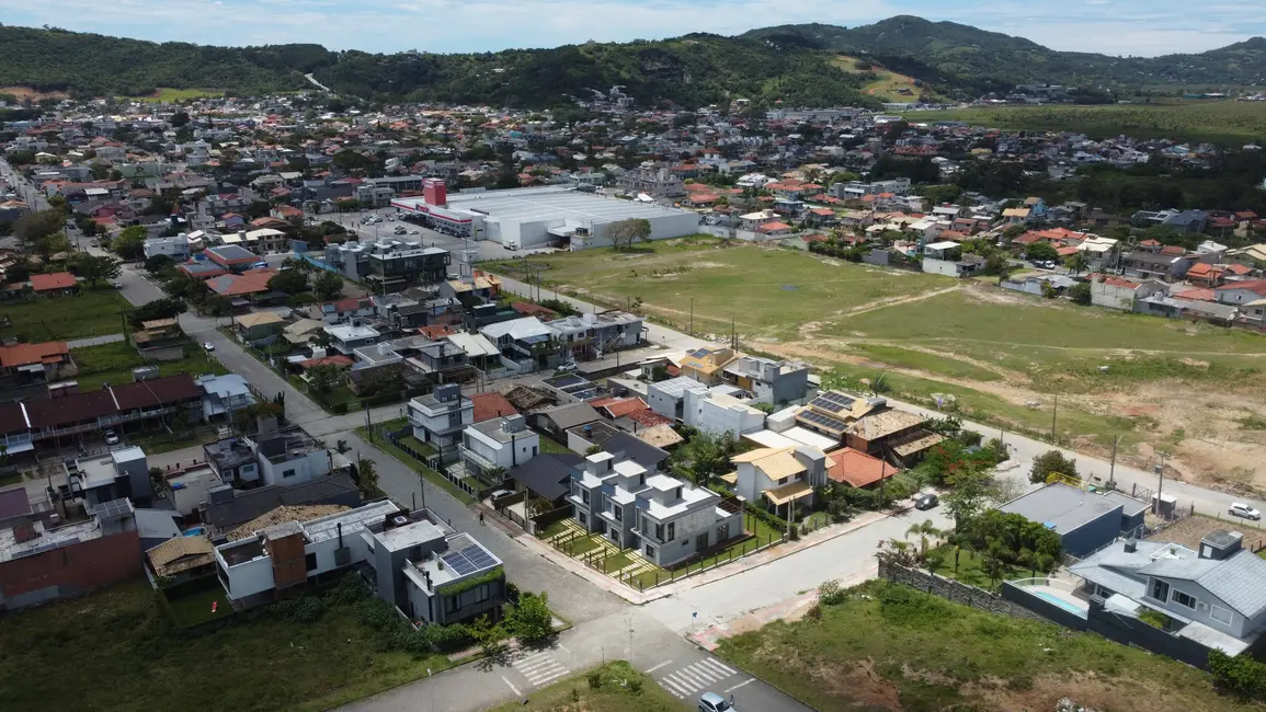 Foto 5 de Casa com 3 quartos à venda, 178m2 em Garopaba - SC