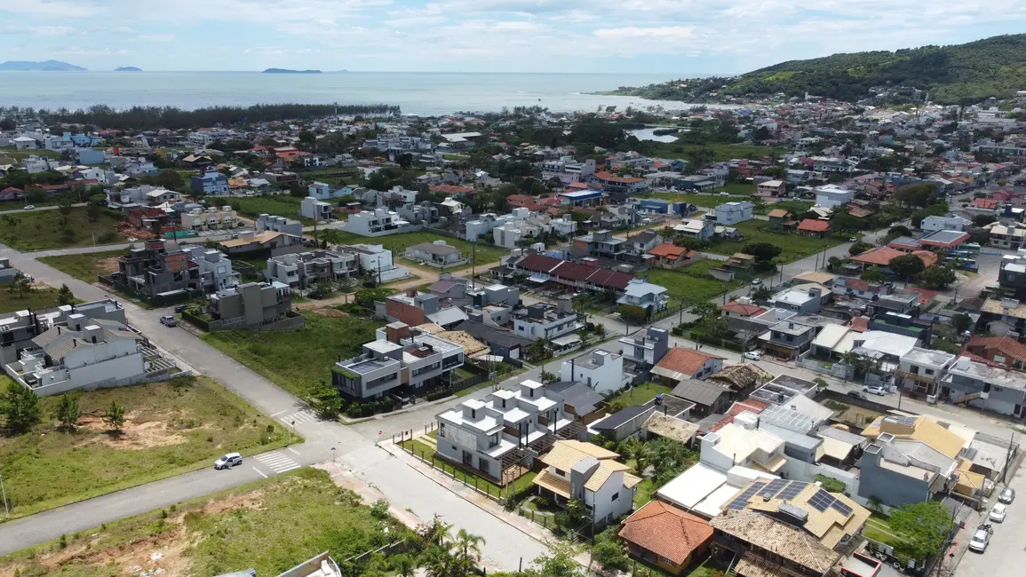 Foto 4 de Casa com 3 quartos à venda, 178m2 em Garopaba - SC