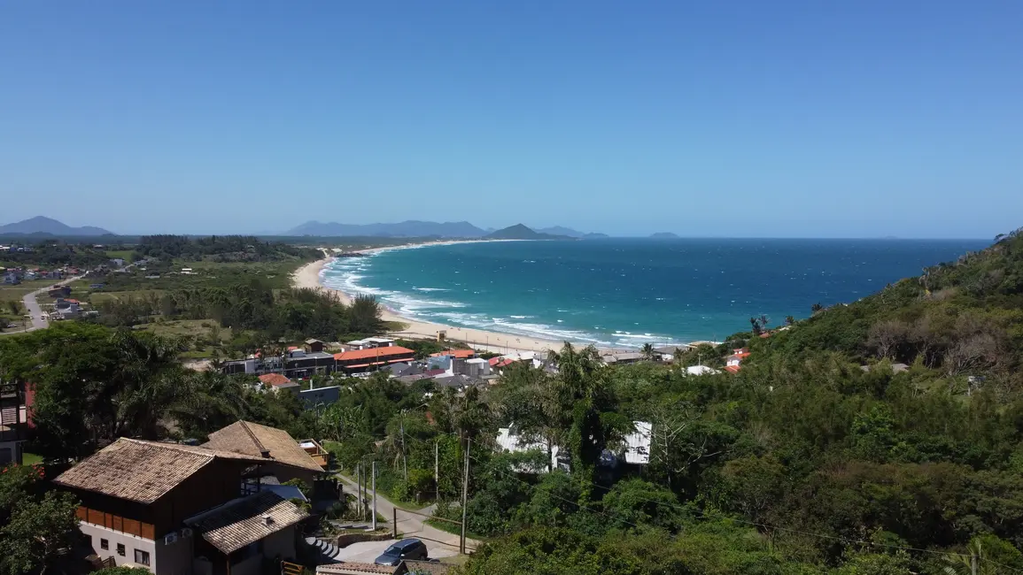 Foto 2 de Casa com 2 quartos à venda, 70m2 em Garopaba - SC