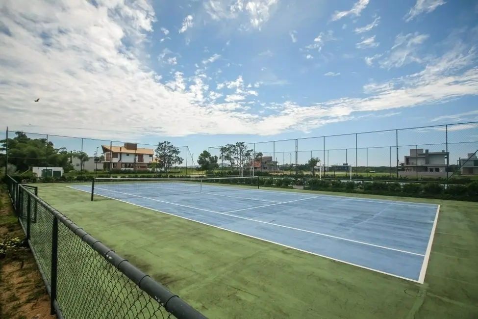 Foto 8 de Terreno / Lote à venda, 360m2 em Garopaba - SC