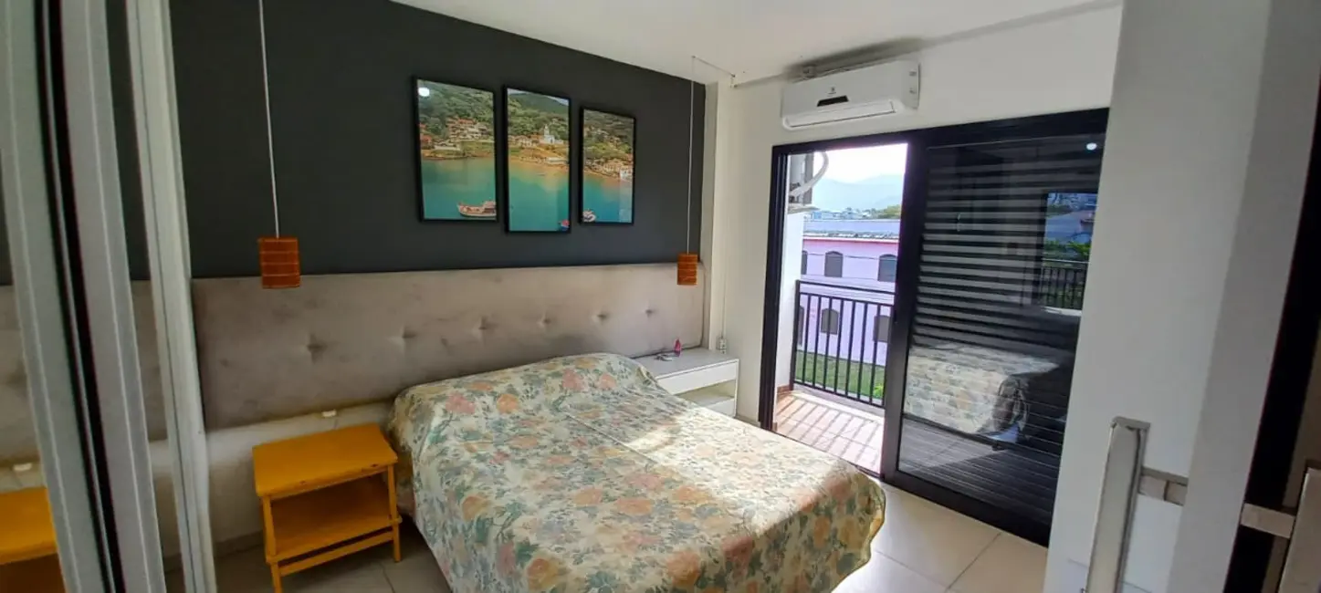 Foto 1 de Apartamento com 1 quarto à venda, 64m2 em Garopaba - SC