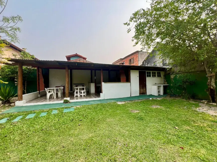 Foto 2 de Terreno / Lote à venda, 360m2 em Garopaba - SC