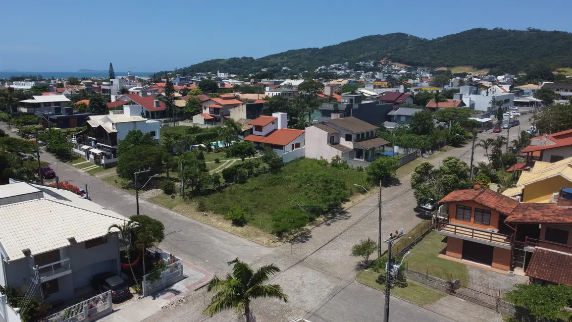 Foto 3 de Terreno / Lote à venda, 320m2 em Centro, Garopaba - SC