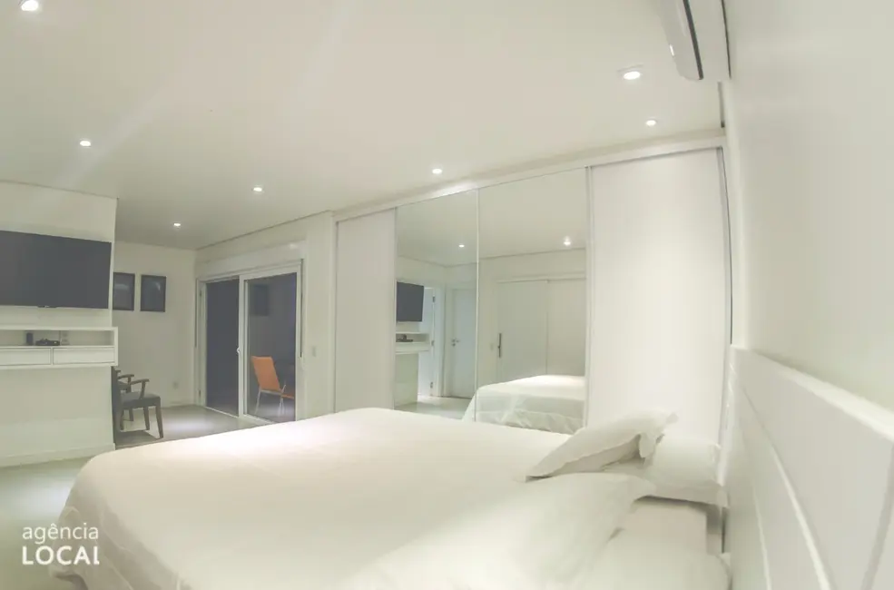 Foto 8 de Casa de Condomínio com 3 quartos à venda, 350m2 em Garopaba - SC