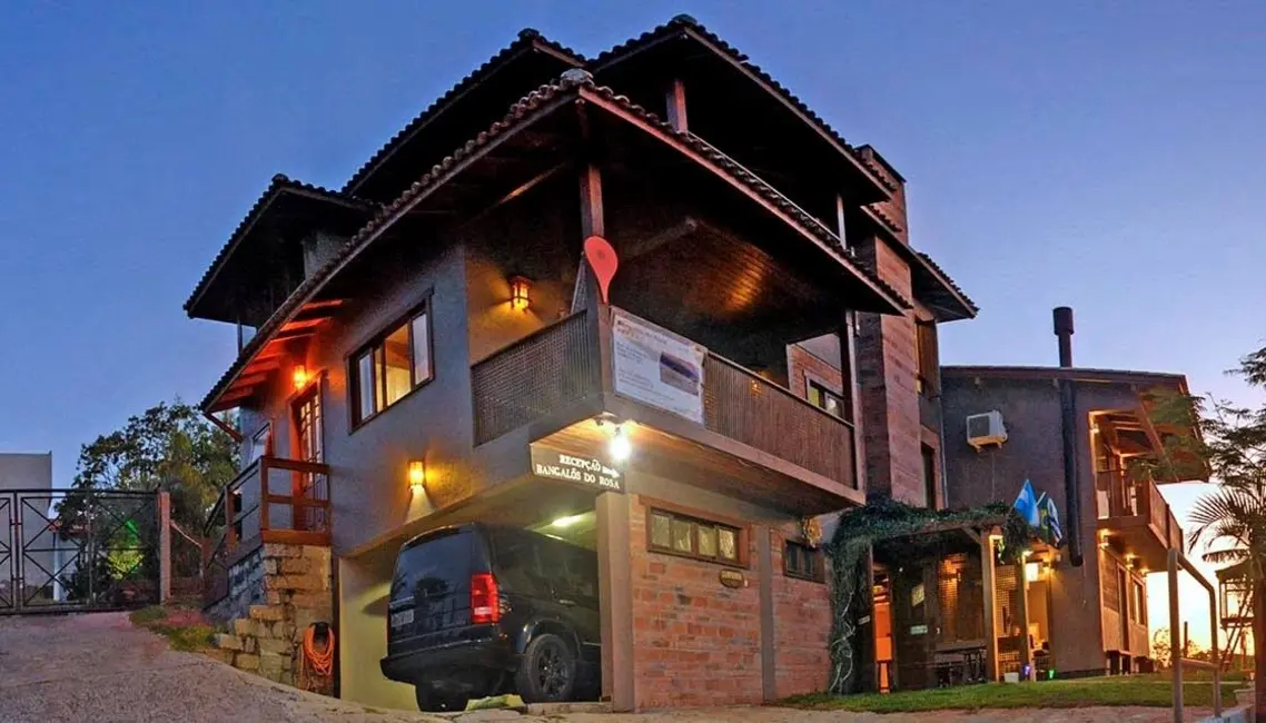 Foto 3 de Pousada com 13 quartos à venda, 600m2 em Garopaba - SC