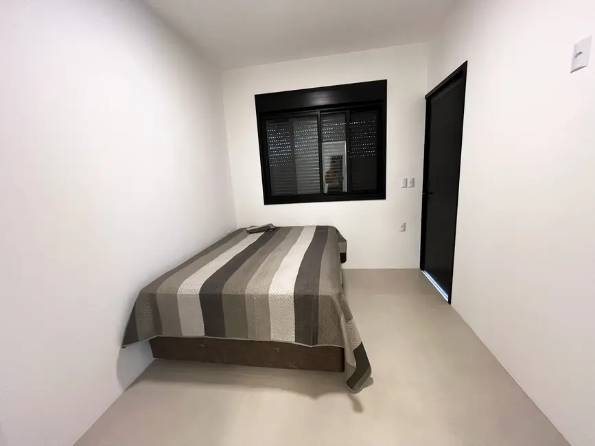 Foto 8 de Casa com 4 quartos à venda, 172m2 em Garopaba - SC
