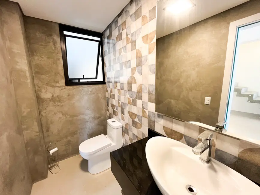 Foto 5 de Casa com 4 quartos à venda, 172m2 em Garopaba - SC