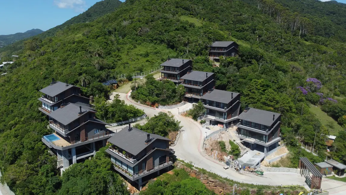 Foto 2 de Casa com 5 quartos à venda, 270m2 em Garopaba - SC