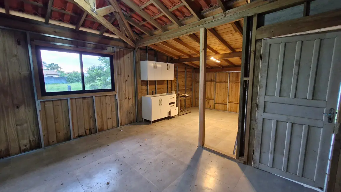 Foto 6 de Casa com 2 quartos à venda, 70m2 em Garopaba - SC