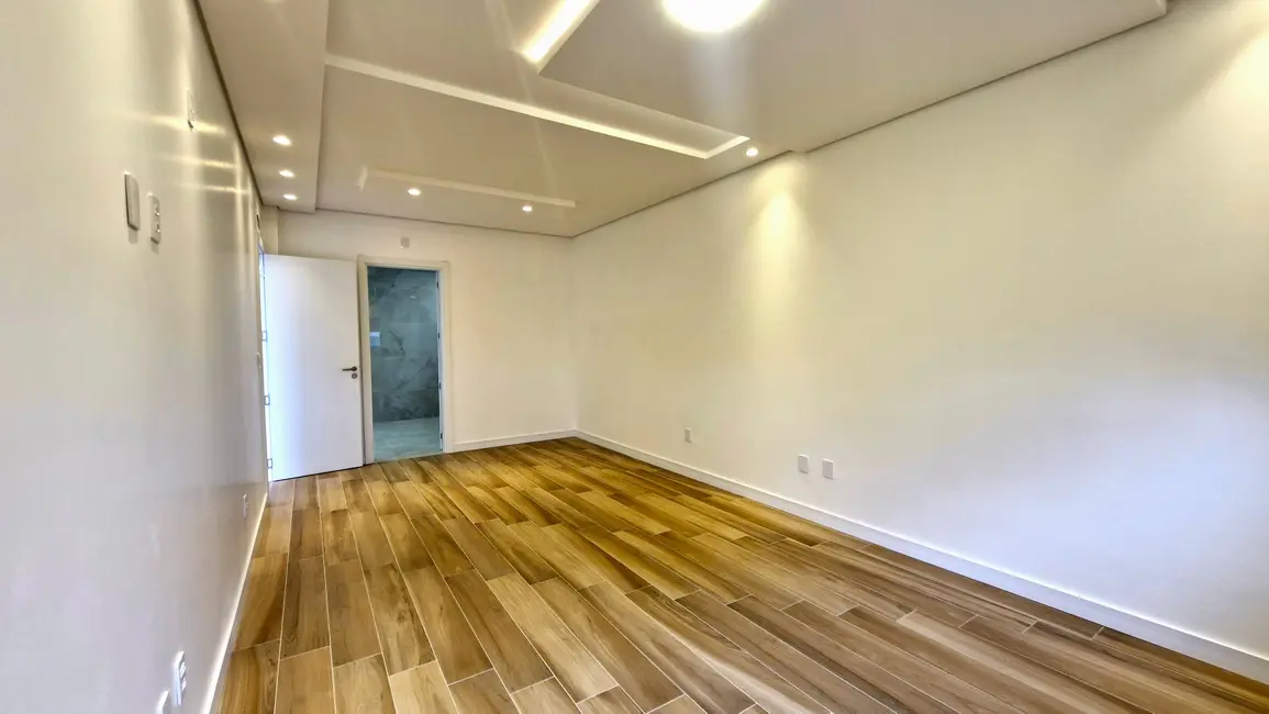 Foto 3 de Casa com 4 quartos à venda, 450m2 em Centro, Imbituba - SC
