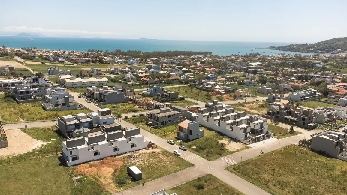 Foto 1 de Casa de Condomínio com 3 quartos à venda, 115m2 em Garopaba - SC