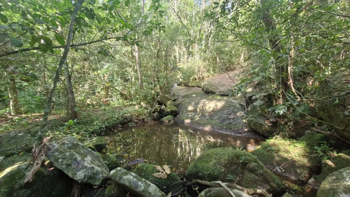 Foto 1 de Terreno / Lote à venda, 7000m2 em Garopaba - SC