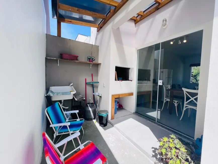 Foto 7 de Casa de Condomínio com 2 quartos à venda, 55m2 em Garopaba - SC