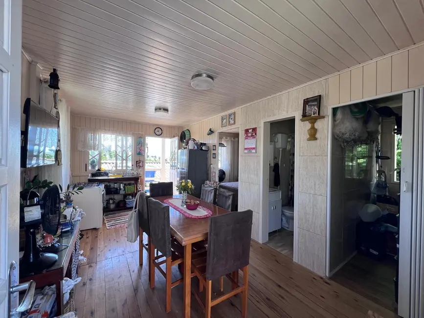 Foto 3 de Casa com 2 quartos à venda, 49m2 em Garopaba - SC