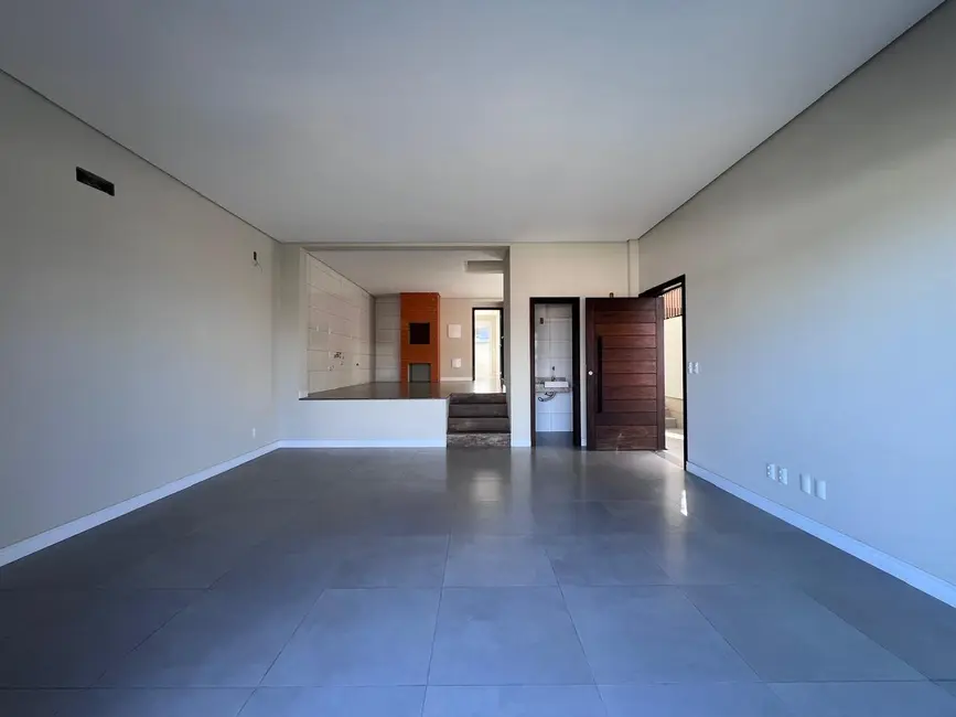 Foto 4 de Casa com 3 quartos à venda, 136m2 em Garopaba - SC