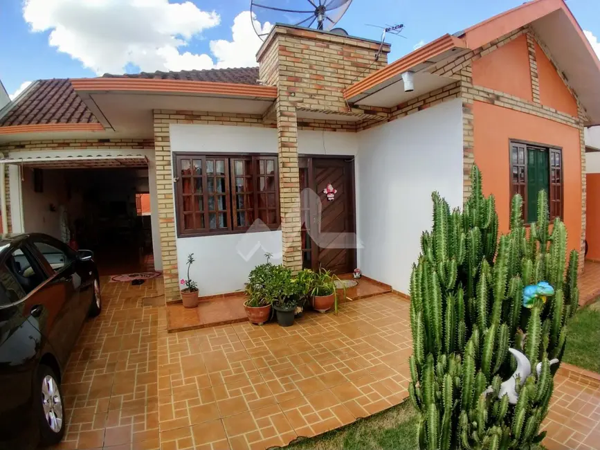 Casa com 3 quartos à venda, 184m2 em São Francisco, Toledo - PR - imagem 8 Foto 8 de Casa com 3 quartos à venda, 184m2 em São Francisco, Toledo - PR