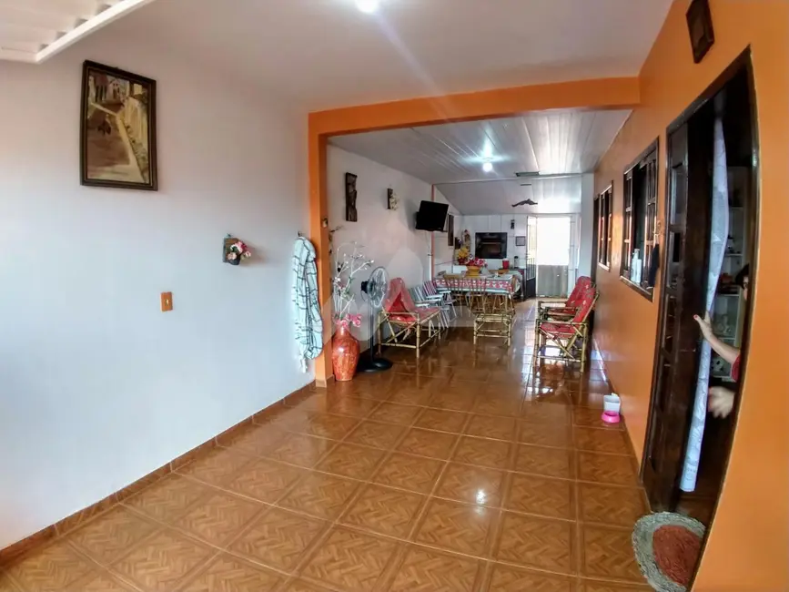 Casa com 3 quartos à venda, 184m2 em São Francisco, Toledo - PR - imagem 9 Foto 9 de Casa com 3 quartos à venda, 184m2 em São Francisco, Toledo - PR