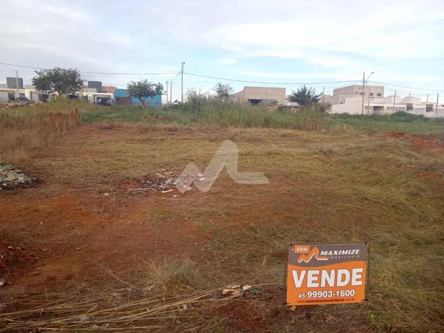 Foto 1 de Terreno / Lote à venda em Jardim Coopagro, Toledo - PR