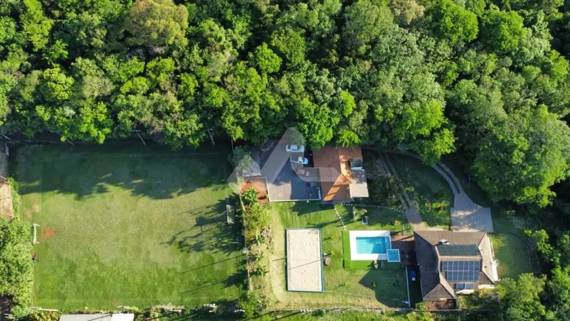 Chácara com 3 quartos à venda, 373m2 em Jardim Coopagro, Toledo - PR - imagem 3 Foto 3 de Chácara com 3 quartos à venda, 373m2 em Jardim Coopagro, Toledo - PR