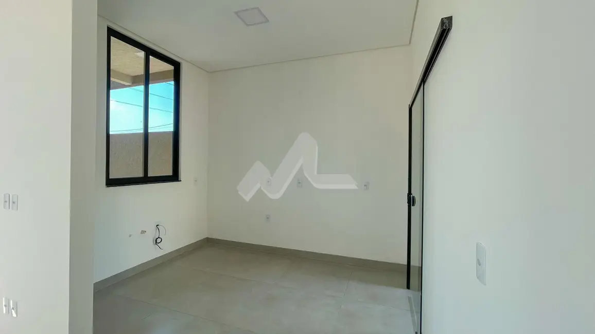 Casa com 1 quarto à venda, 65m2 em Jardim Coopagro, Toledo - PR - imagem 9 Foto 9 de Casa com 1 quarto à venda, 65m2 em Jardim Coopagro, Toledo - PR