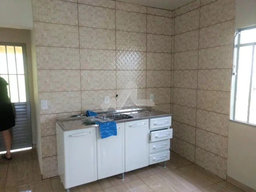 Casa com 3 quartos à venda, 128m2 em Centro, Toledo - PR - imagem 4 Foto 4 de Casa com 3 quartos à venda, 128m2 em Centro, Toledo - PR