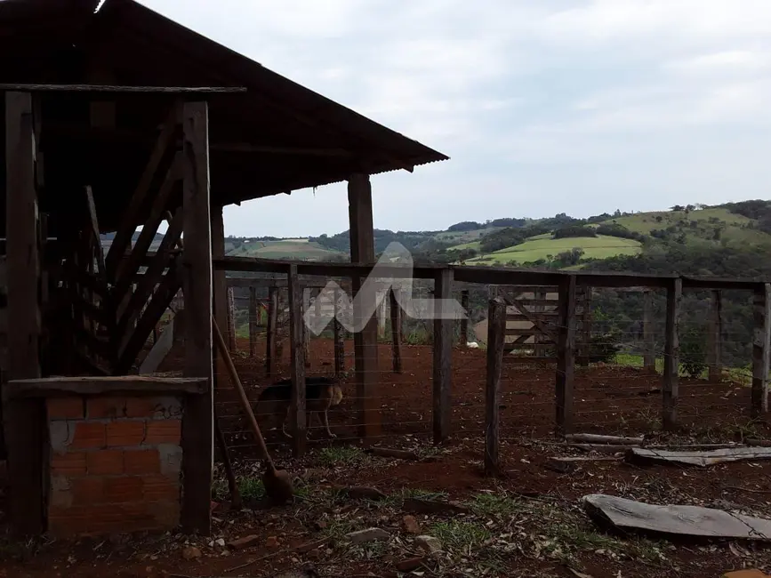 Foto 16 de Chácara à venda, 140m2 em Guaraniacu - PR