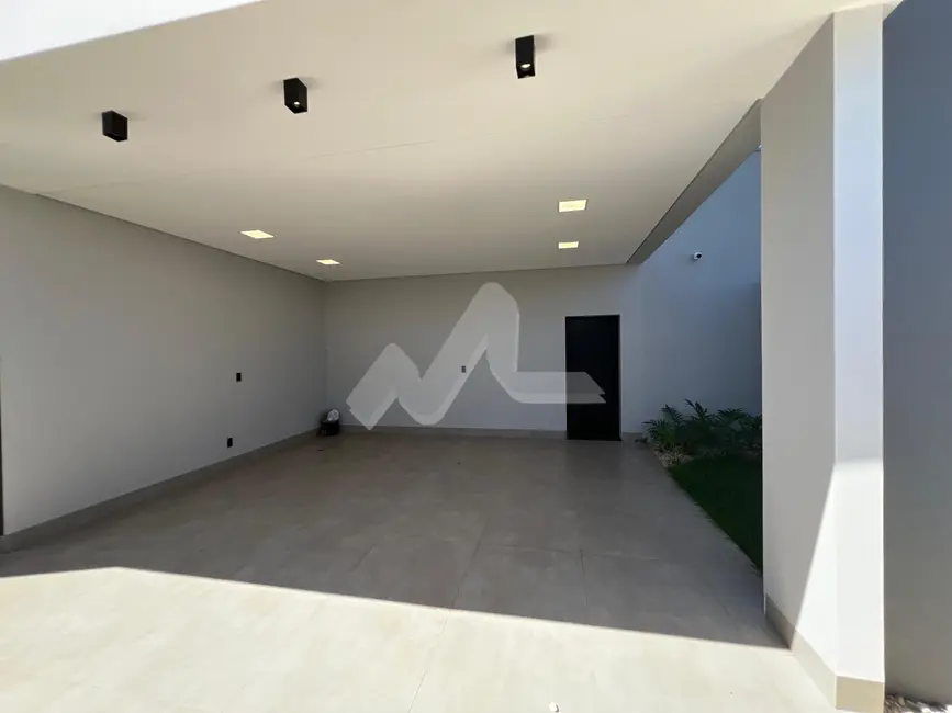 Sobrado com 3 quartos à venda, 244m2 em Vila Industrial, Toledo - PR - imagem 2 Foto 2 de Sobrado com 3 quartos à venda, 244m2 em Vila Industrial, Toledo - PR