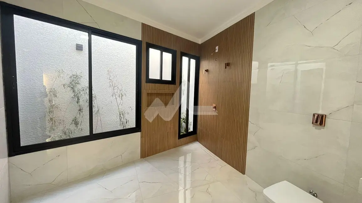 Casa com 3 quartos à venda, 306m2 em Vila Industrial, Toledo - PR - imagem 7 Foto 7 de Casa com 3 quartos à venda, 306m2 em Vila Industrial, Toledo - PR