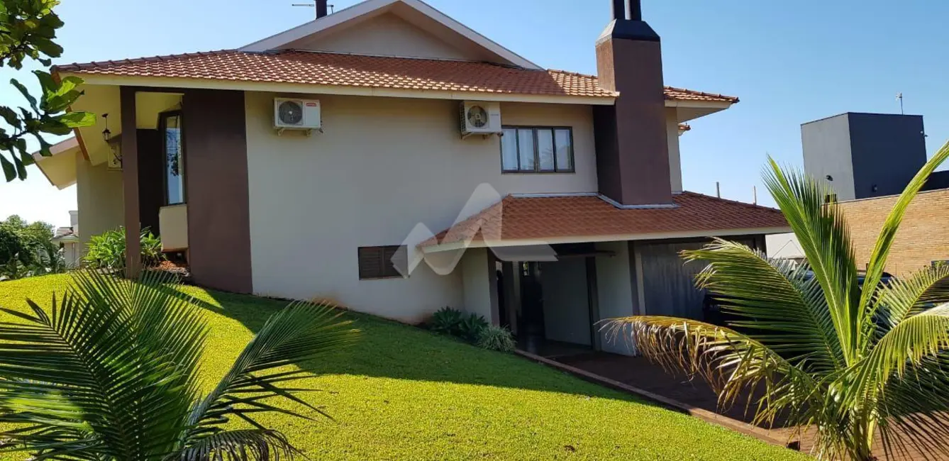 Foto 1 de Casa com 3 quartos à venda, 300m2 em Marechal Candido Rondon - PR