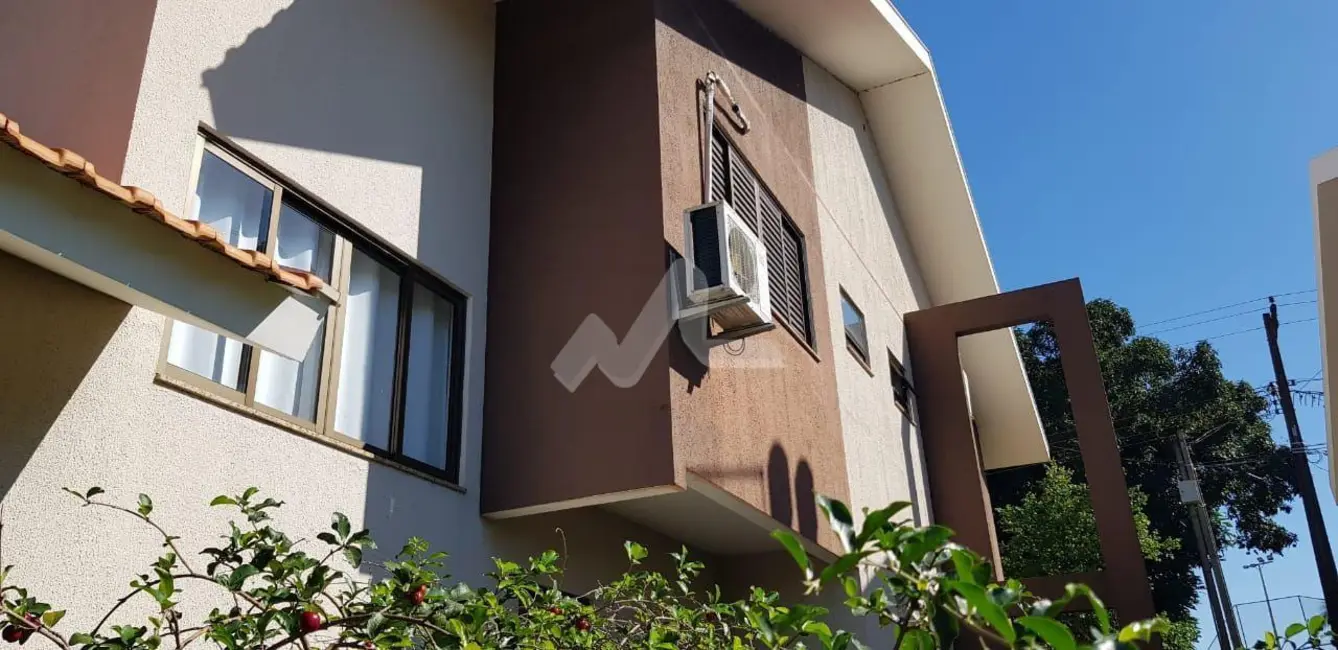 Foto 5 de Casa com 3 quartos à venda, 300m2 em Marechal Candido Rondon - PR