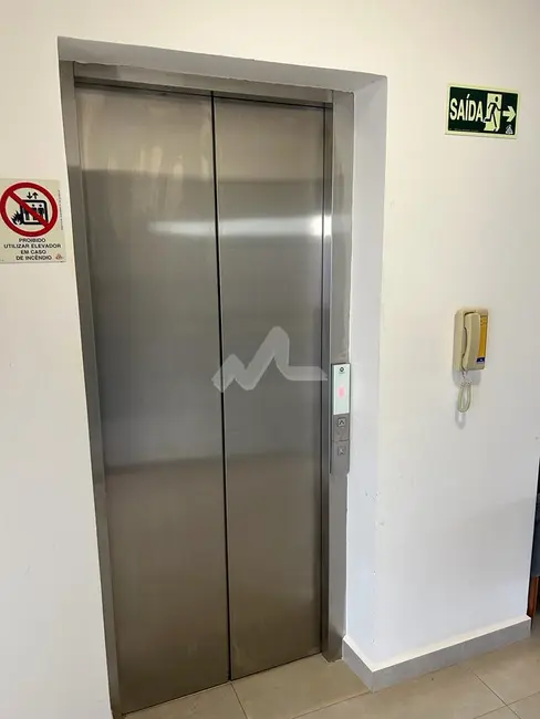 Foto 5 de Apartamento com 1 quarto à venda, 40m2 em Toledo - PR