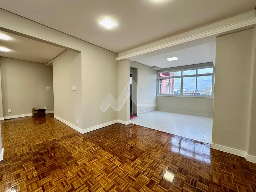 Apartamento com 2 quartos à venda, 153m2 em Centro, Toledo - PR - imagem 5 Foto 5 de Apartamento com 2 quartos à venda, 153m2 em Centro, Toledo - PR