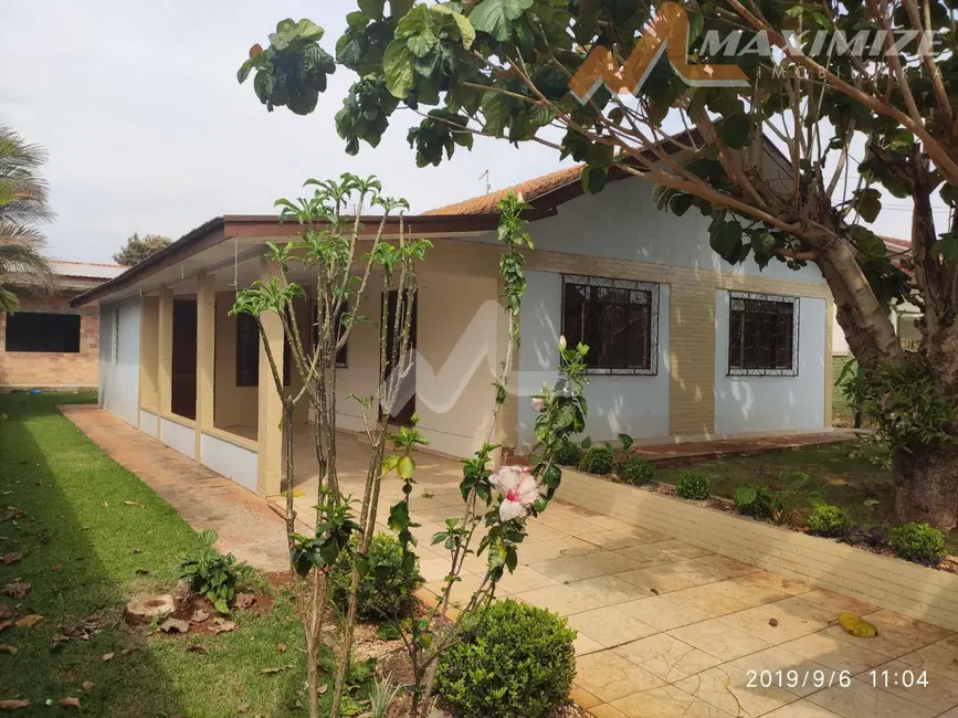 Casa com 3 quartos à venda, 125m2 em Jardim Porto Alegre, Toledo - PR - imagem 3 Foto 3 de Casa com 3 quartos à venda, 125m2 em Jardim Porto Alegre, Toledo - PR