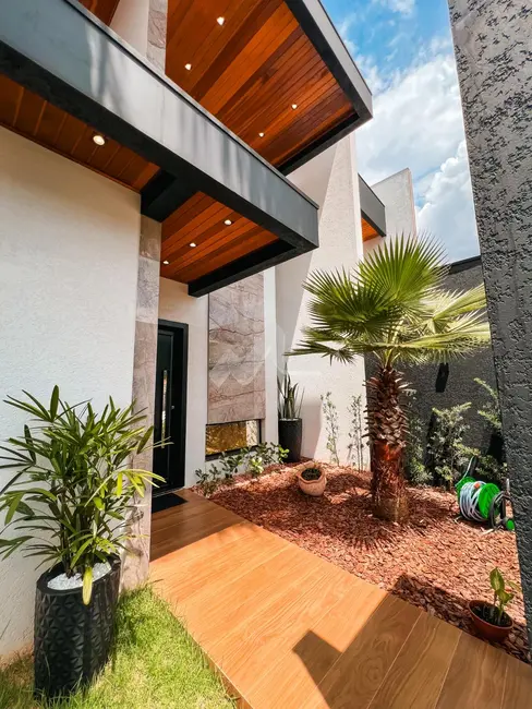 Casa com 2 quartos à venda, 135m2 em Jardim Gisela, Toledo - PR - imagem 5 Foto 5 de Casa com 2 quartos à venda, 135m2 em Jardim Gisela, Toledo - PR