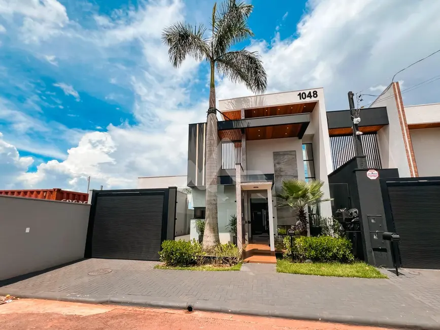 Casa com 2 quartos à venda, 135m2 em Jardim Gisela, Toledo - PR - imagem 3 Foto 3 de Casa com 2 quartos à venda, 135m2 em Jardim Gisela, Toledo - PR