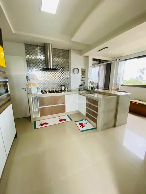 Apartamento com 2 quartos à venda, 187m2 em Centro, Toledo - PR - imagem 9 Foto 9 de Apartamento com 2 quartos à venda, 187m2 em Centro, Toledo - PR