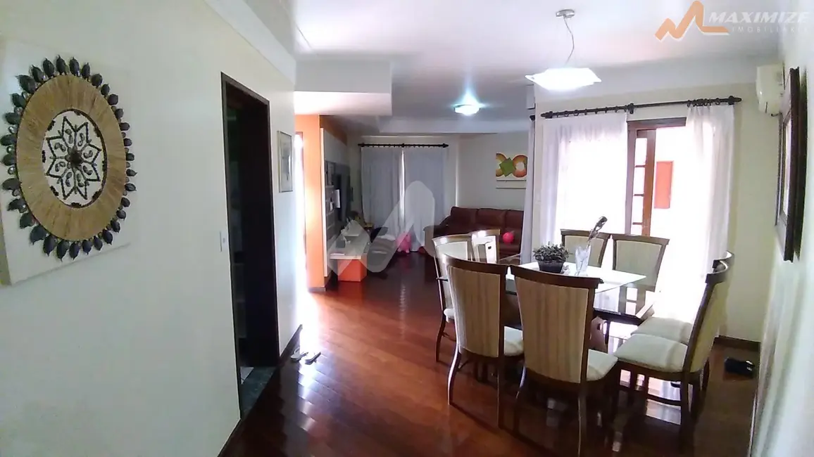 Casa com 2 quartos à venda, 238m2 em Jardim La Salle, Toledo - PR - imagem 5 Foto 5 de Casa com 2 quartos à venda, 238m2 em Jardim La Salle, Toledo - PR