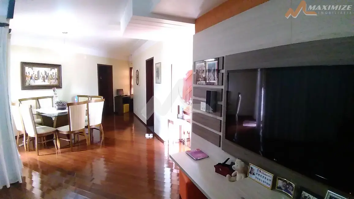 Casa com 2 quartos à venda, 238m2 em Jardim La Salle, Toledo - PR - imagem 7 Foto 7 de Casa com 2 quartos à venda, 238m2 em Jardim La Salle, Toledo - PR