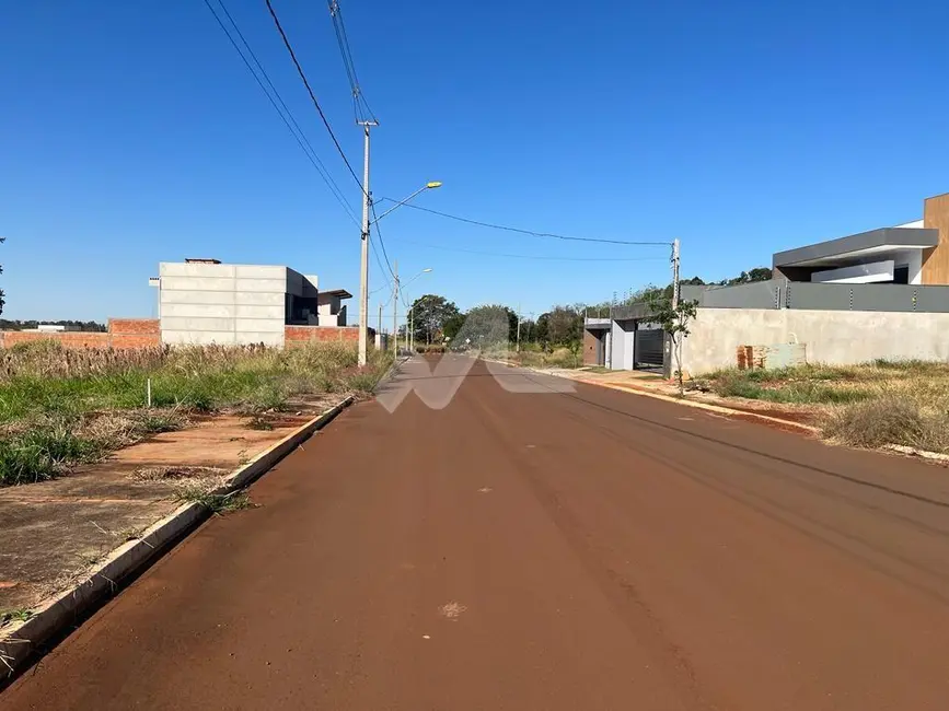Foto 2 de Terreno / Lote à venda, 600m2 em Tocantins, Toledo - PR