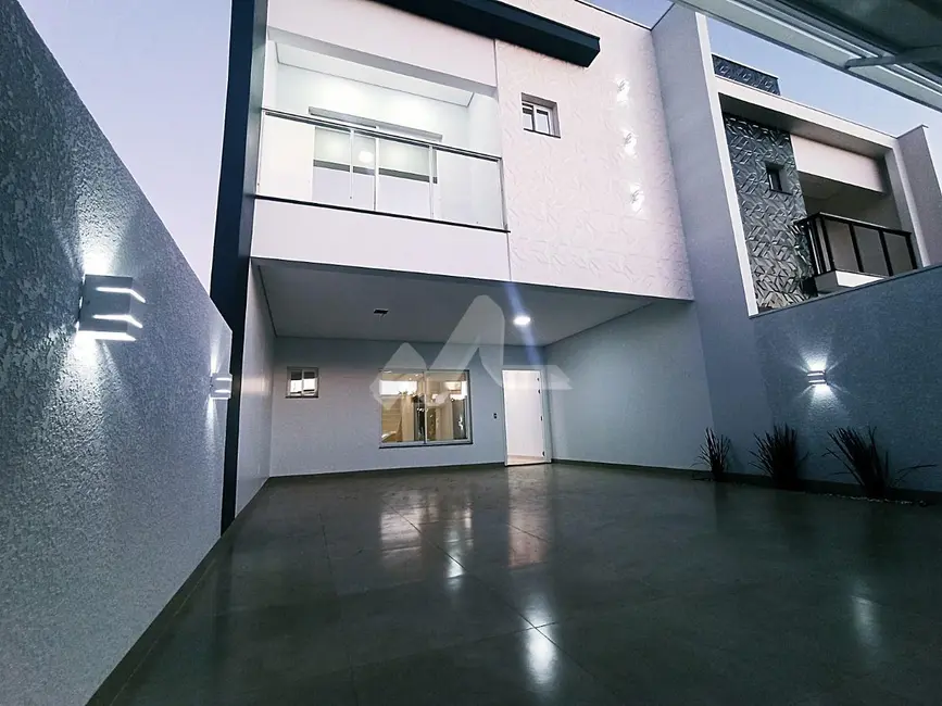 Foto 2 de Sobrado com 3 quartos à venda, 175m2 em Jardim Concórdia, Toledo - PR